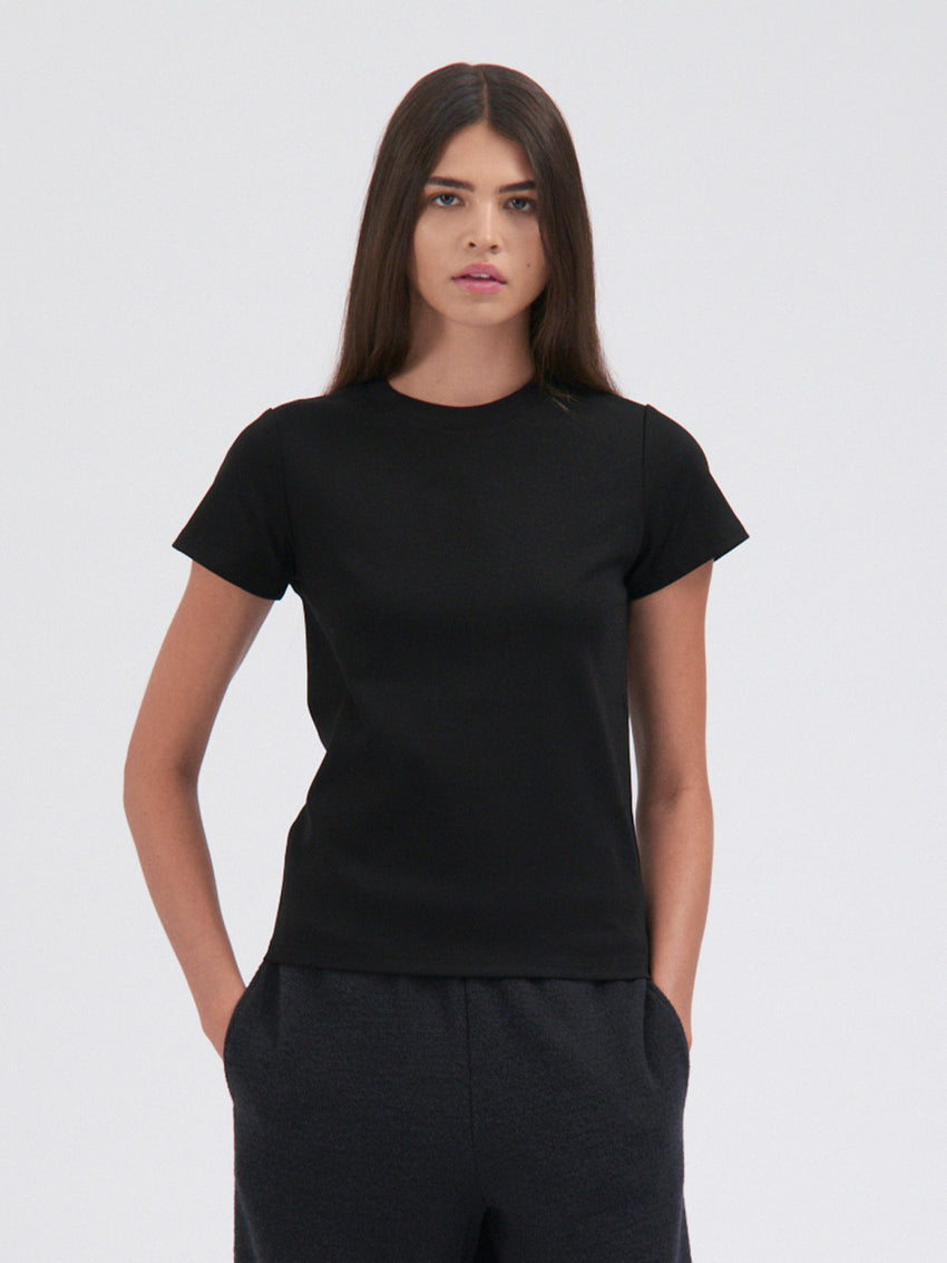 I AM SECOND SKIN TEE